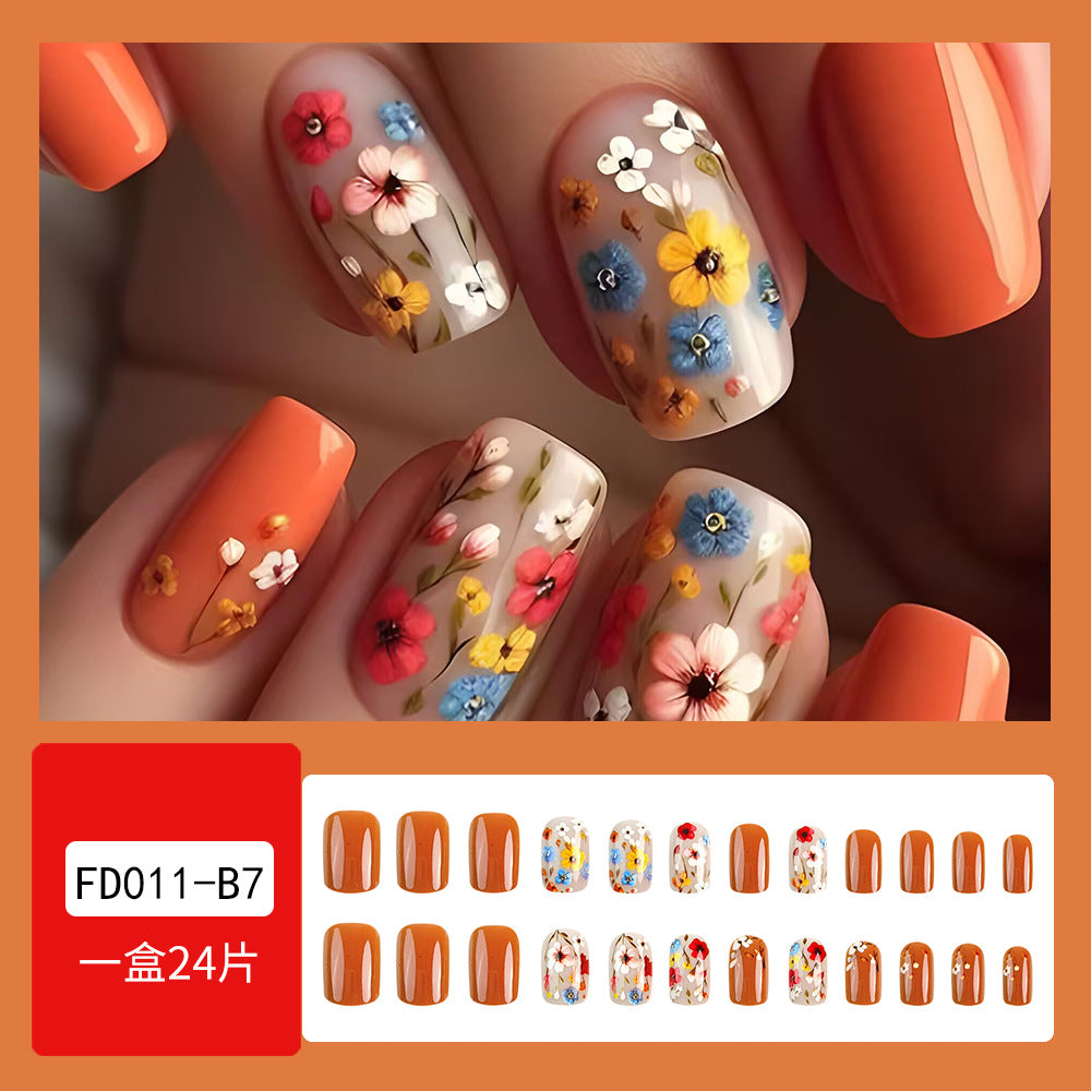 Floral Press-On Nails, Short on hand