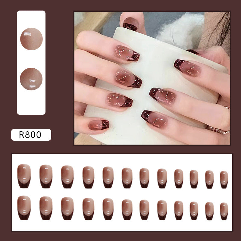 French Tip French Nails, Medium Ballerina, 24 Pieces – close-up detail