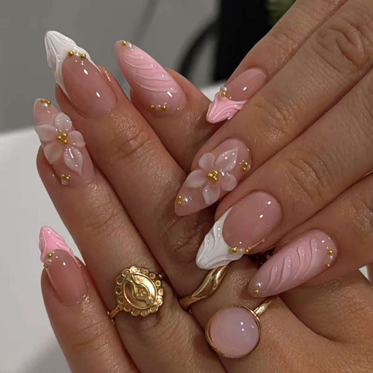 3D Flower & Floral Press-On Nails, Medium Almond – front view