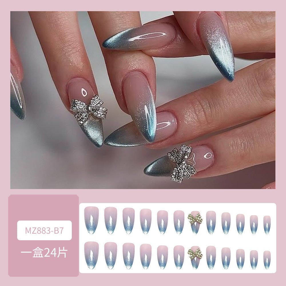 Bowknot & Glitter Press-On Nails – close-up detail