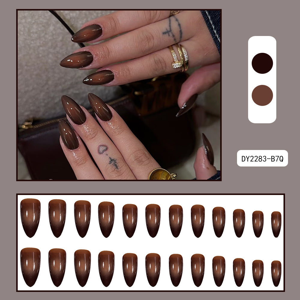 Ombre Gradient Press-On Nails, 24-Piece Set – close-up detail