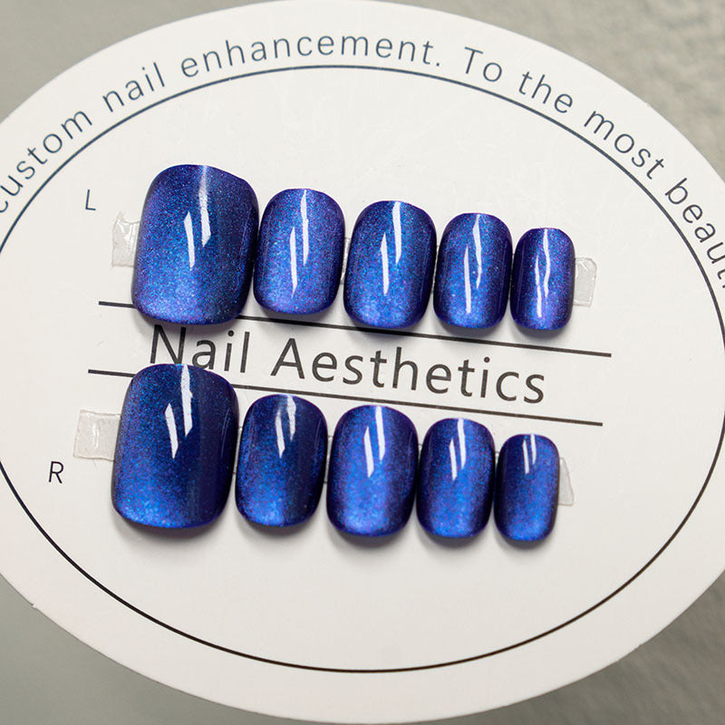 Cat Eye & Glitter Press-On Nails, Short Square – close-up detail