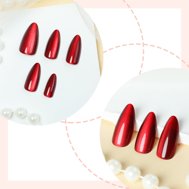 Cat Eye & Cherry Cat Eye Press-On Nails – close-up detail