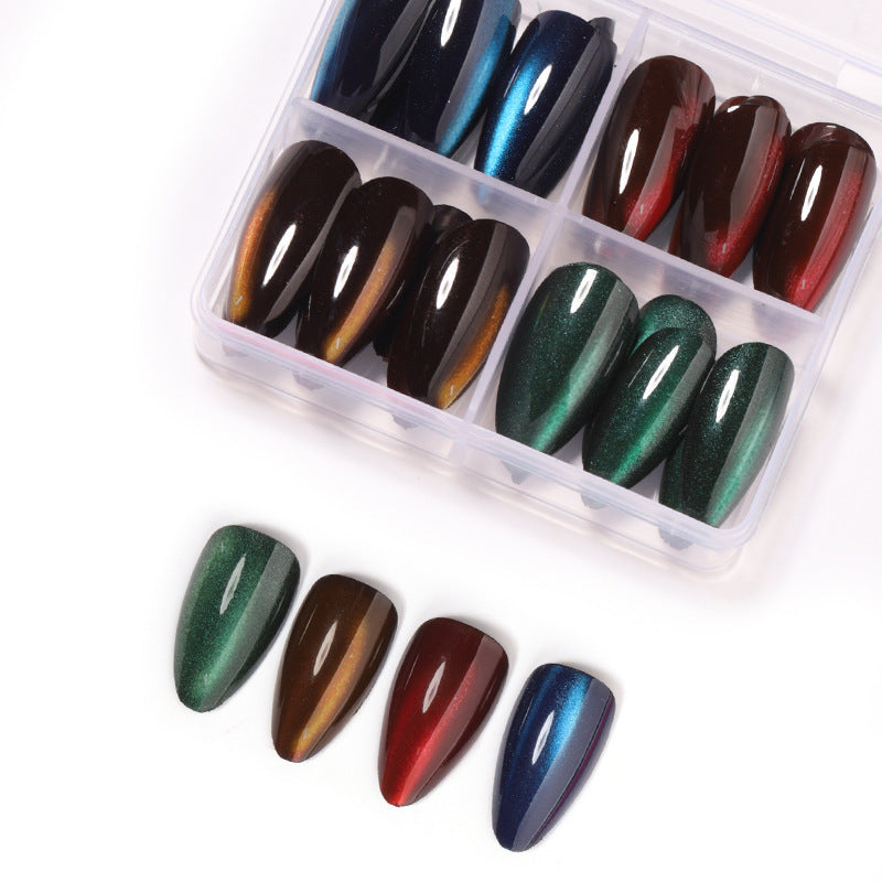 Cat Eye Nails, 24 Pieces – close-up detail