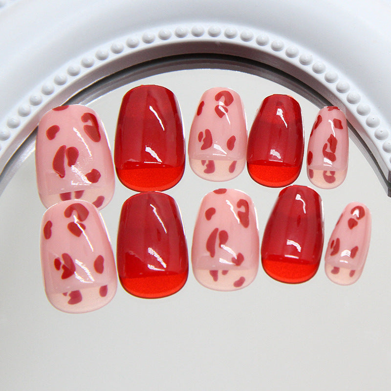 Short Square Leopard Print Press-On Nail Set (24 Pieces) – side angle