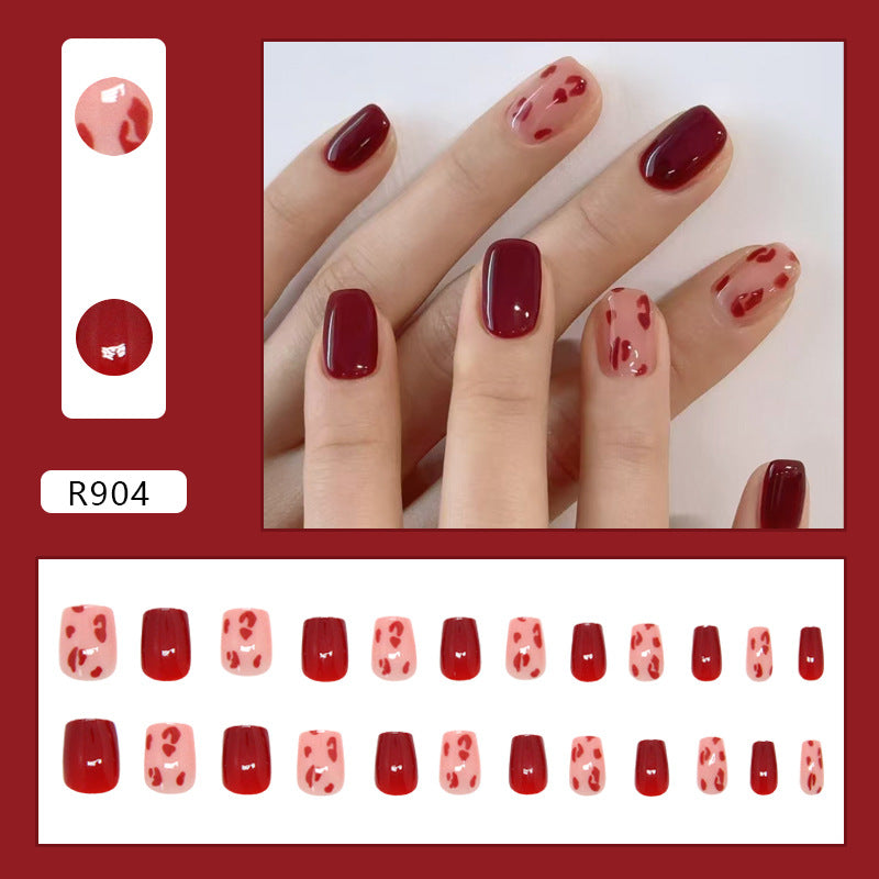 Short Square Leopard Print Press-On Nail Set (24 Pieces) – close-up detail