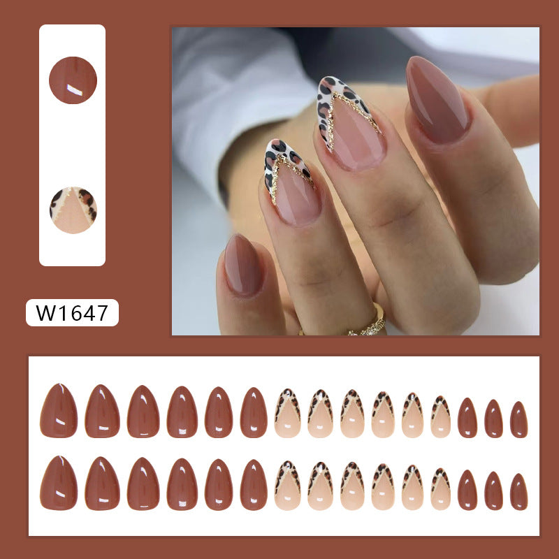 Solid Color & Leopard Print French Nails, 24 Pieces – close-up detail