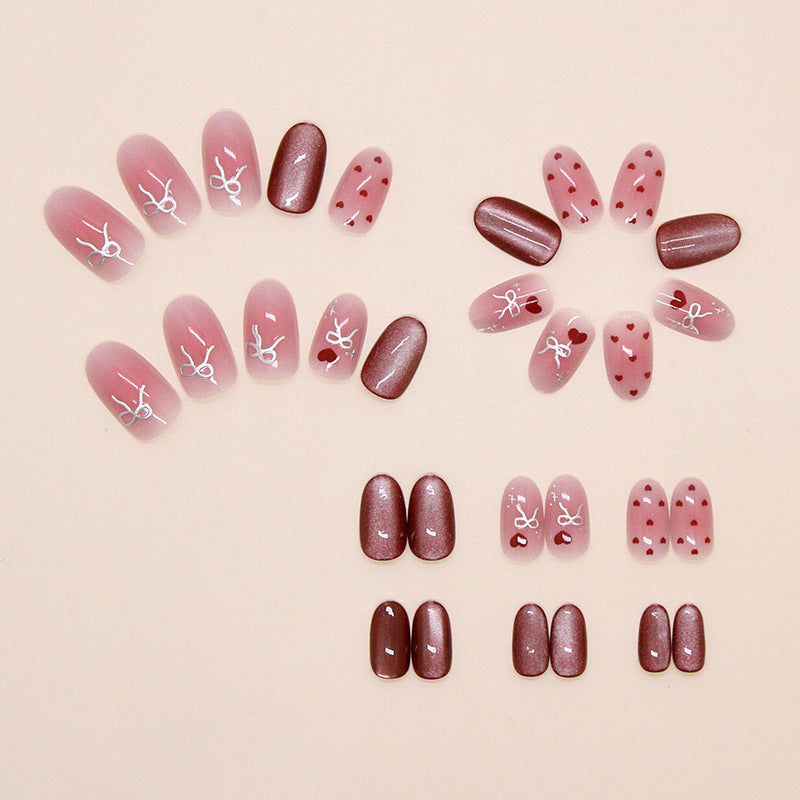 Polka Dot & Cat Eye Press-On Nails, Medium Oval – close-up detail