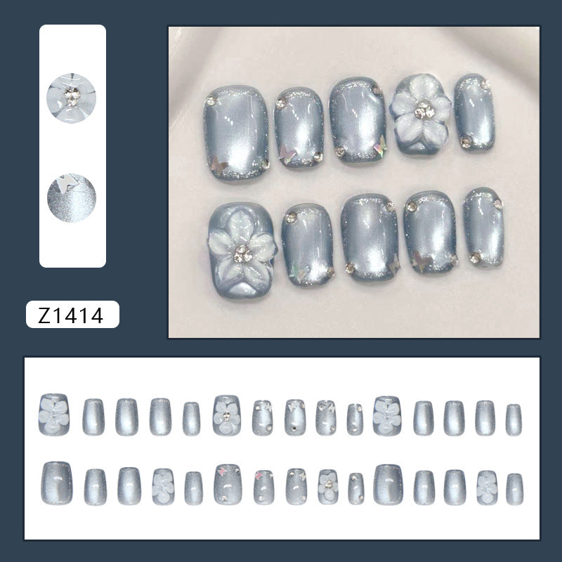 Short Cat Eye & Glitter Press-On Nail Set (30 Pieces) – close-up detail