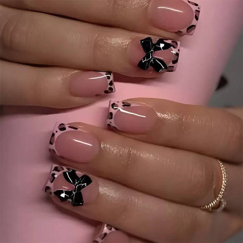 Bowknot & Leopard Print French Press-On Nails – front view