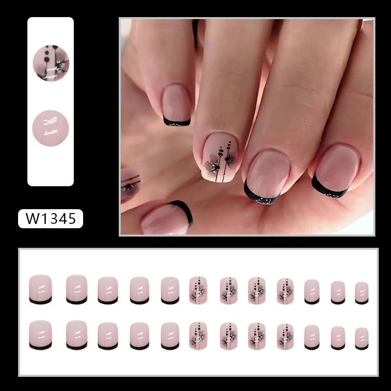 French Tip French Nails, Short, 24 Pieces – close-up detail