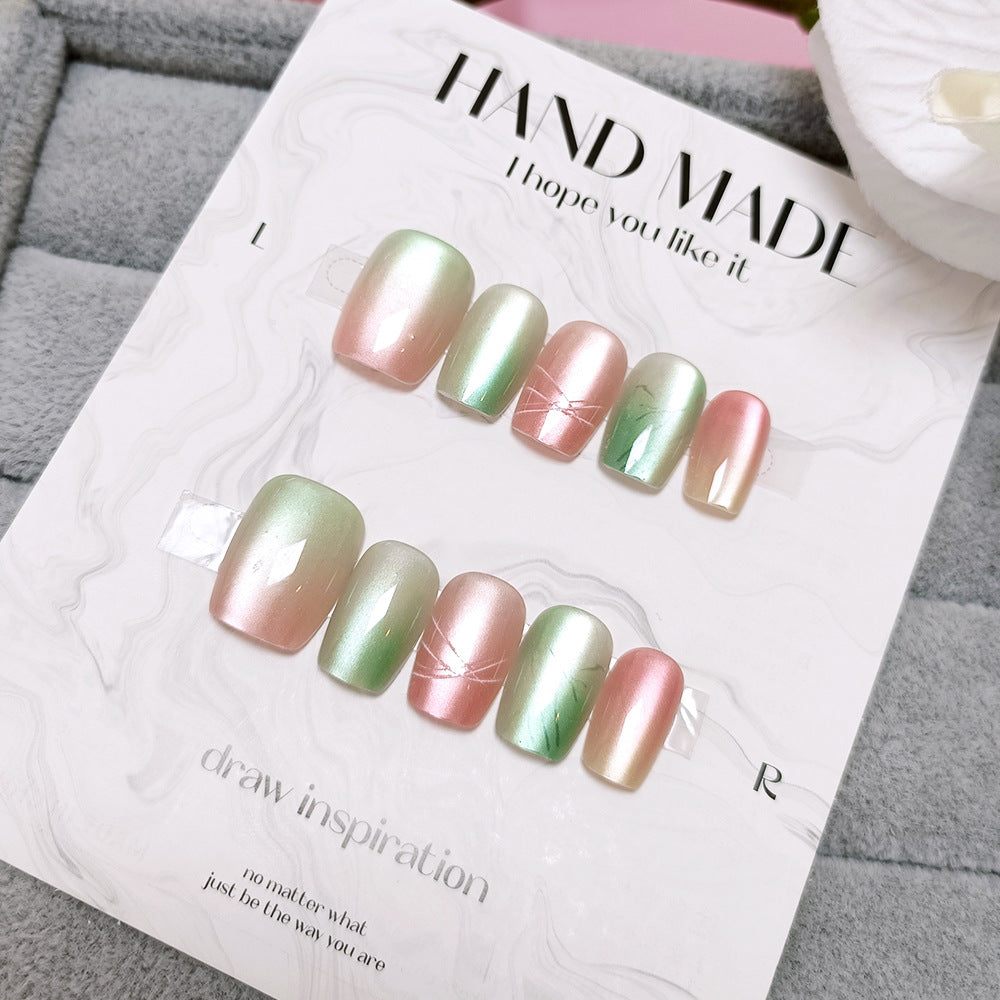 Cat Eye & Ombre Gradient Press-On Nails, 10-Piece Set – close-up detail