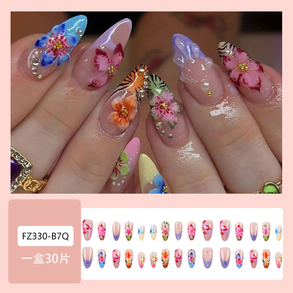 3D Flower & Floral French Nails, 30 Pieces – close-up detail