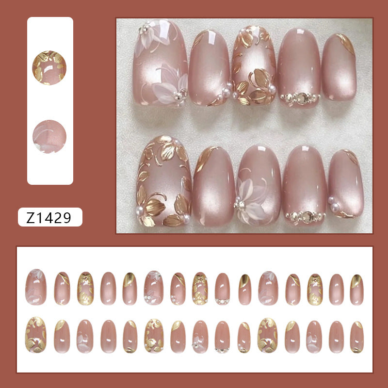 Cat Eye & Pearl Detail Cat Eye Nails, Short Oval, 30 Pieces – close-up detail