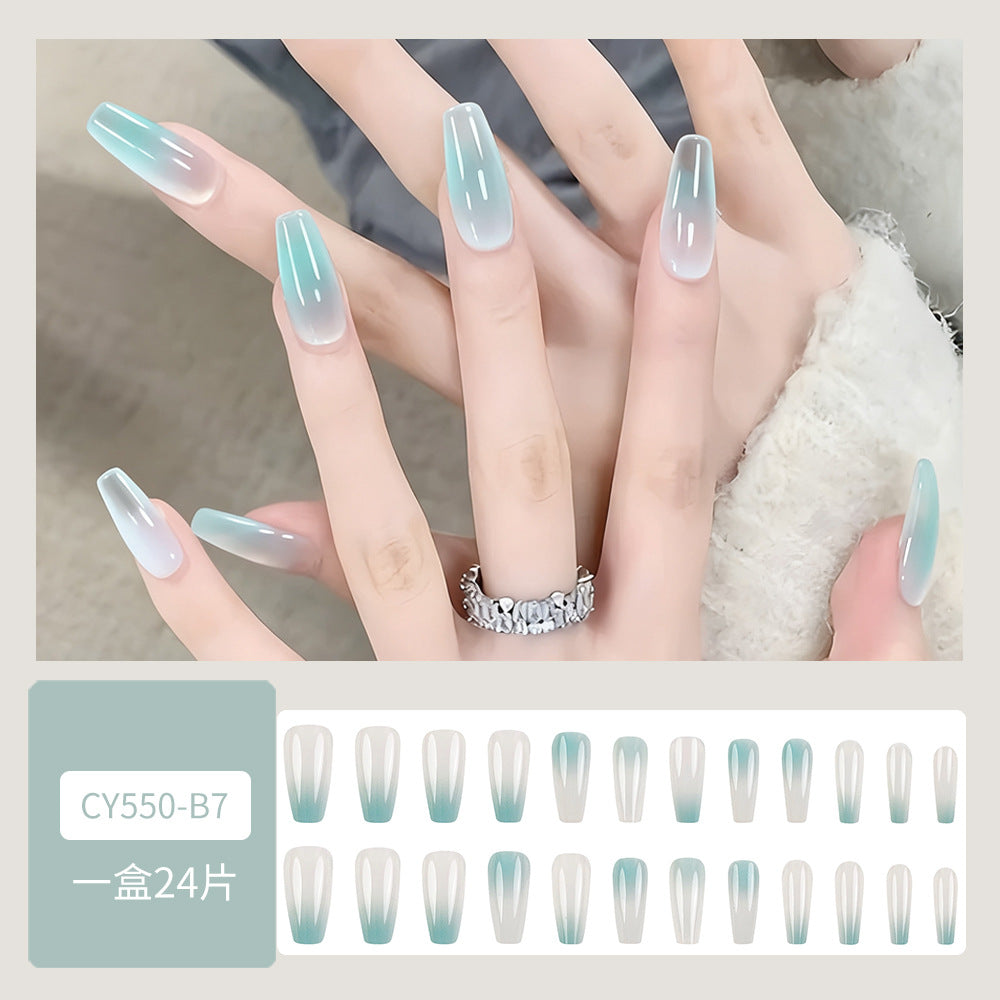 Ombre Gradient Press-On Nail Set (24 Pieces) – close-up detail