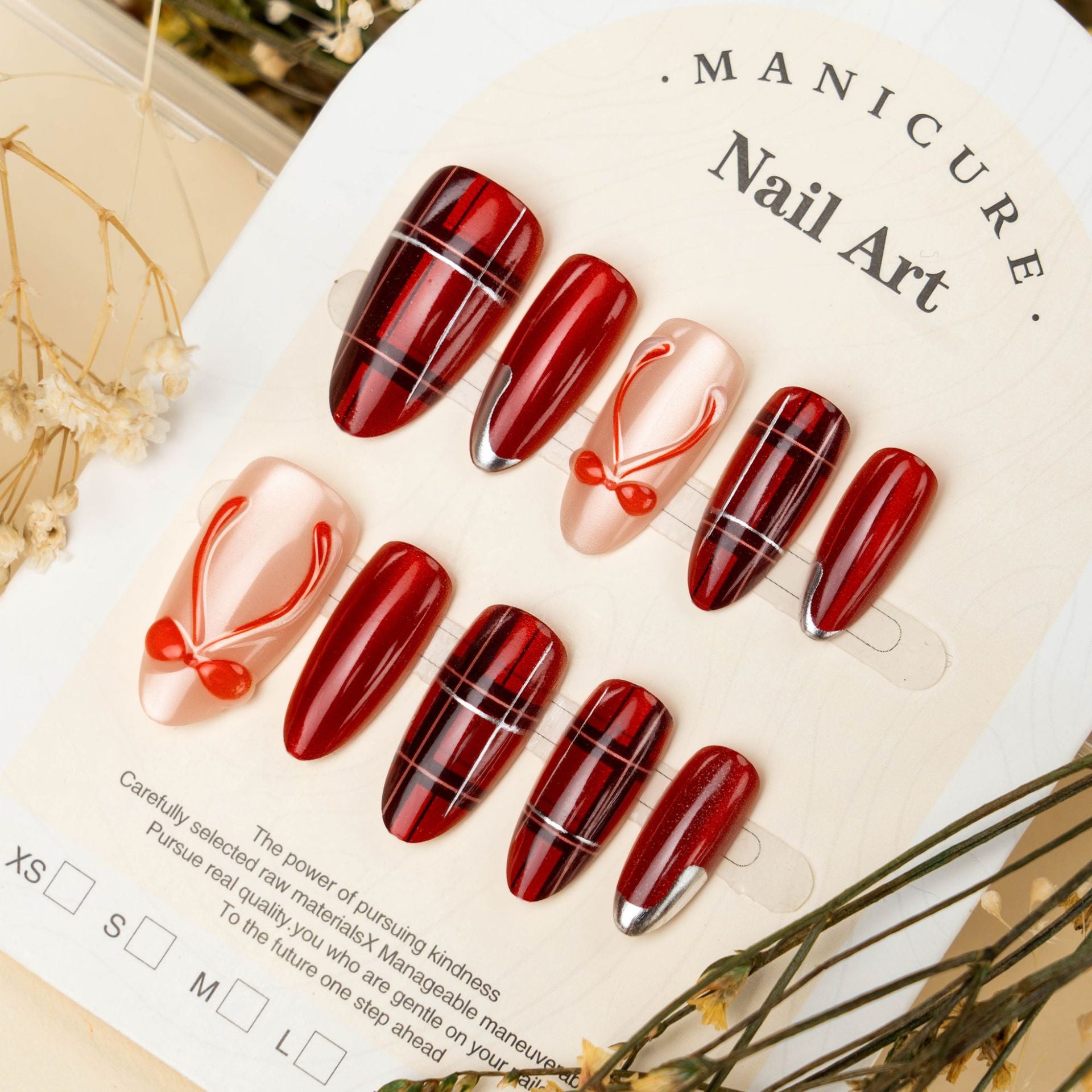 Valentine's Day & Bowknot Press-On Nails, 30-Piece Set – close-up detail