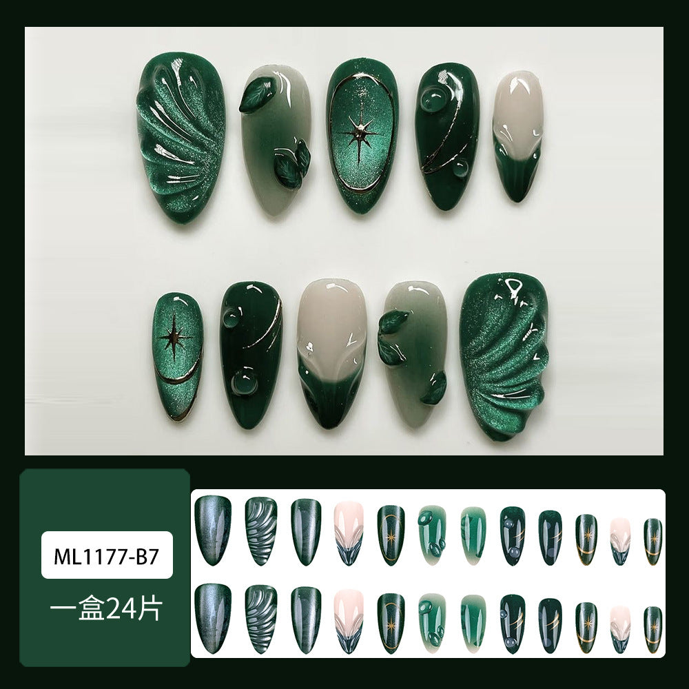Leaf Motif & Cat Eye French Nails, Medium Almond, 24 Pieces – close-up detail
