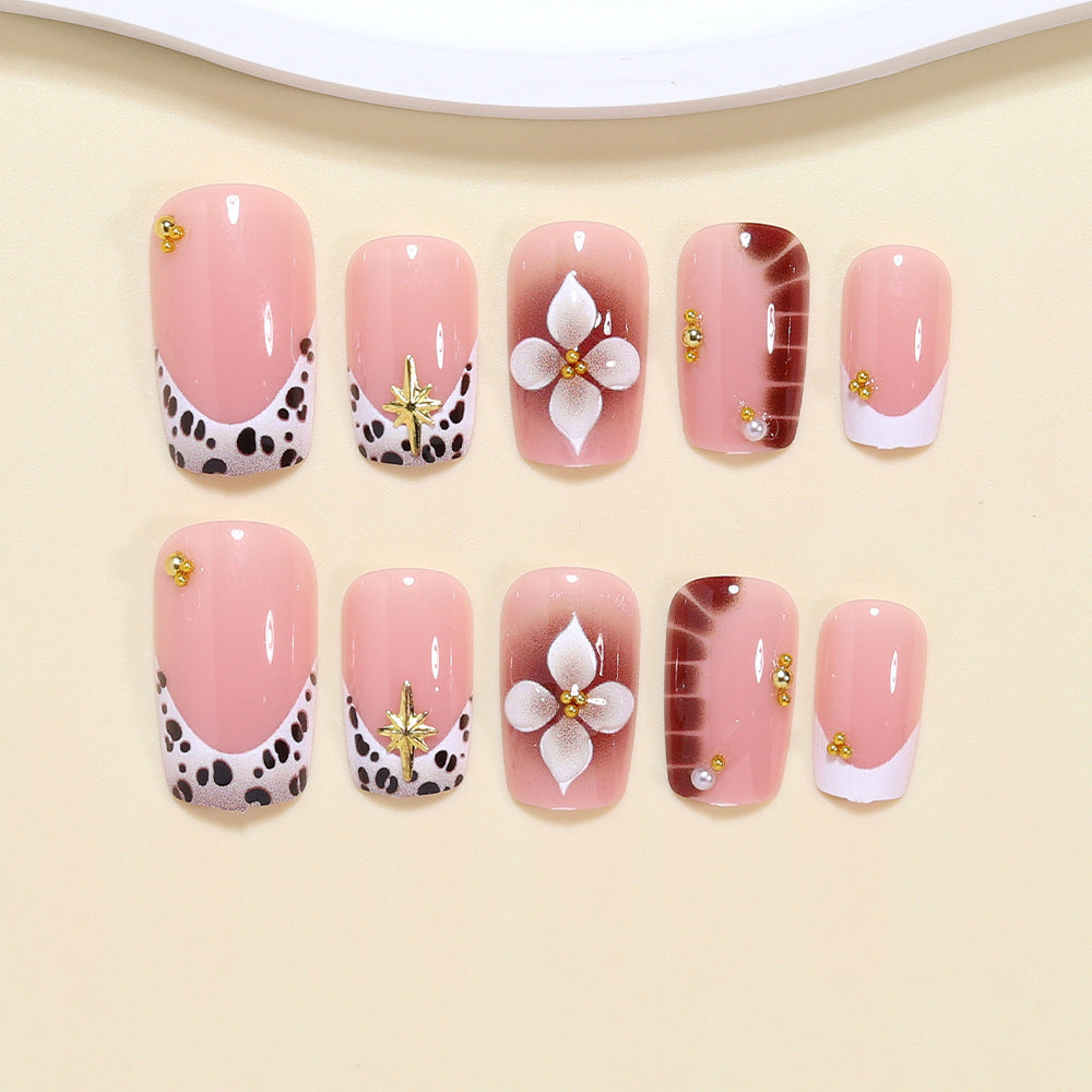 Leopard Print & French Tip Press-On Nails – close-up detail