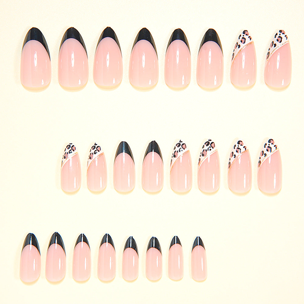 French Tip & Leopard Print French Nails, 24 Pieces – close-up detail