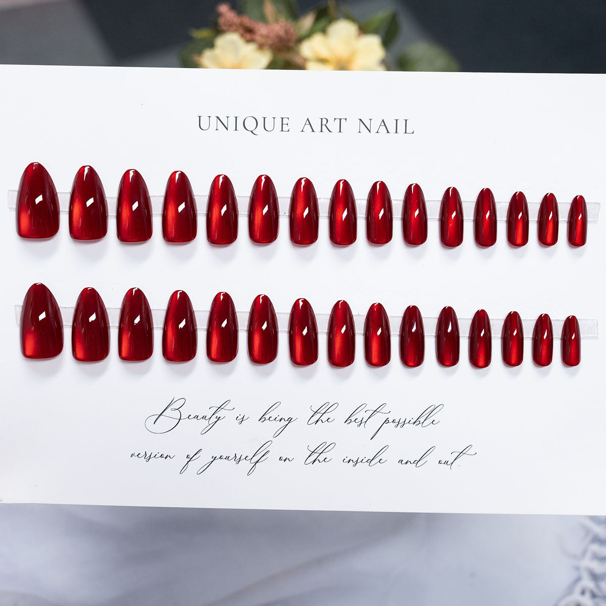 Glitter & Cat Eye Press-On Nails – close-up detail