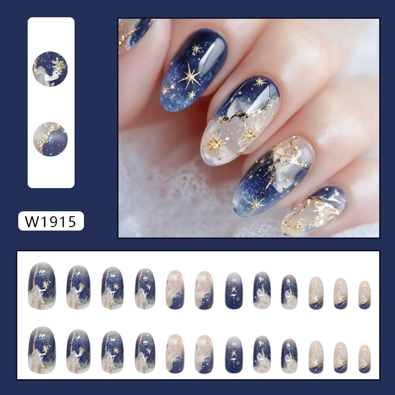 Blue Ombre Quicksand Press-On Nails, Short Oval – close-up detail