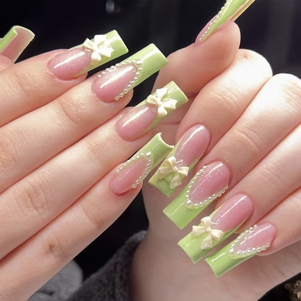 Medium Ballerina Cat Eye Nails, 24 Pieces – front view
