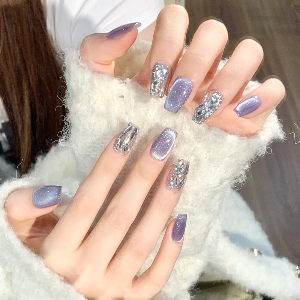 Cat Eye & Diamond Accent Press-On Nails – close-up detail