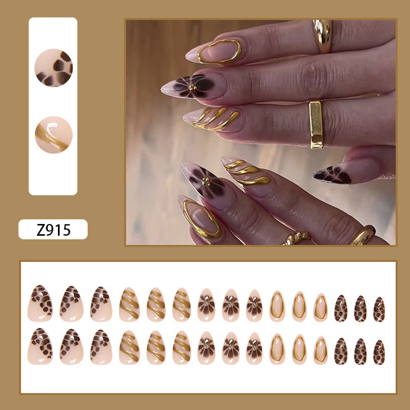 Floral Gel Press-On Nails, 30 Pieces – close-up detail