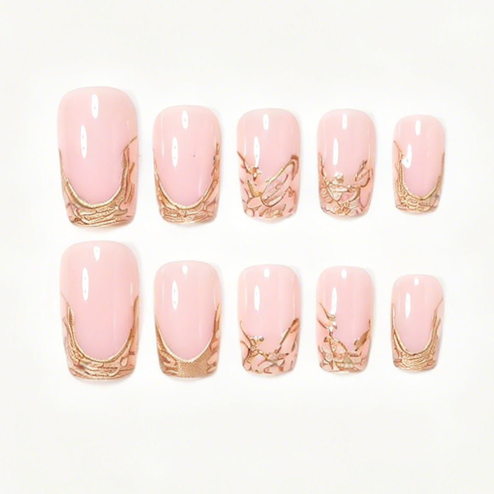 Gold-Plated & Striped Gel Press-On Nails, 24 Pieces – close-up detail
