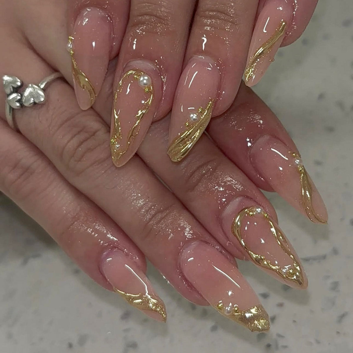 Gold-Plated & Pearl Detail Glitter Press-On Nails – front view