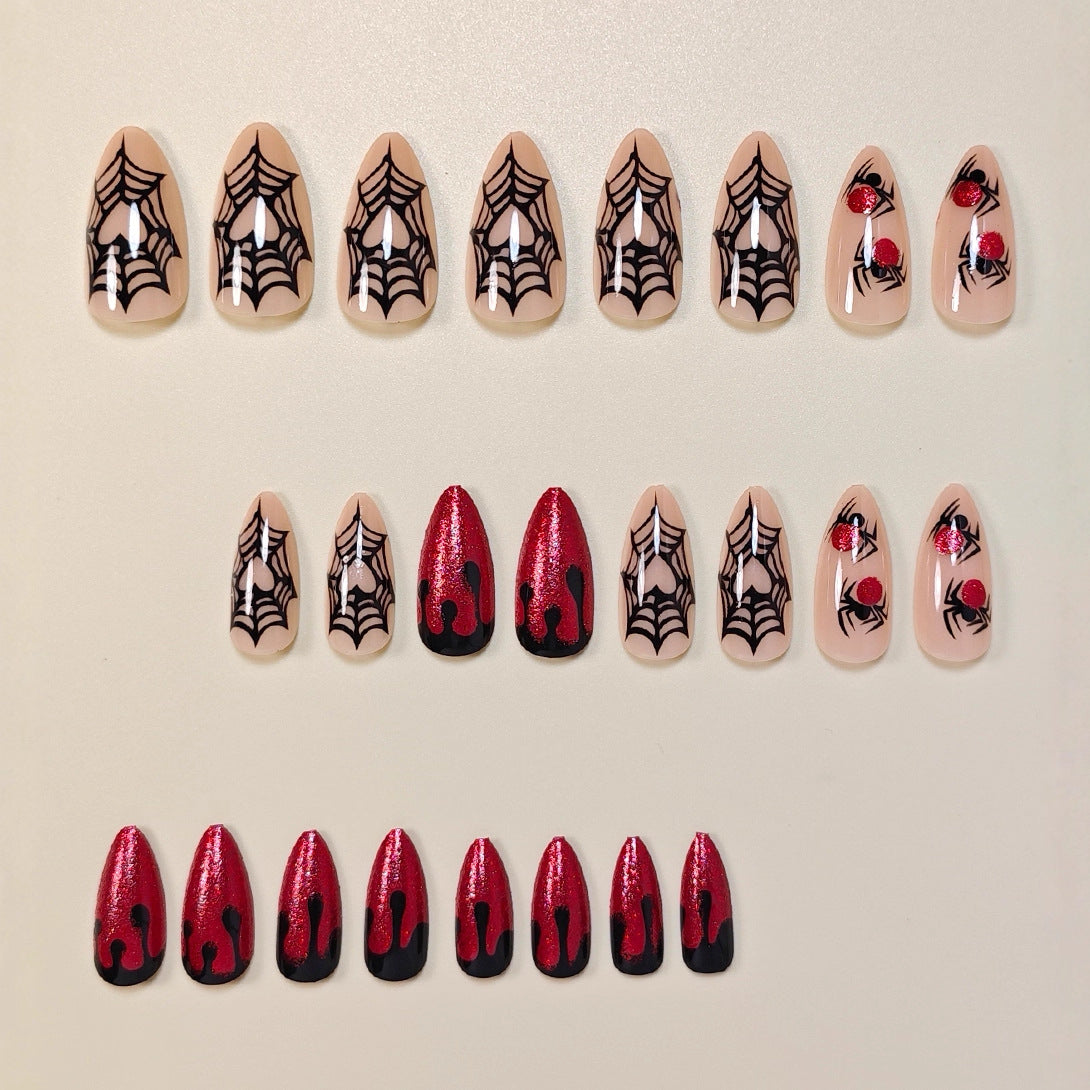 Halloween & Spiderweb French Nails, 24 Pieces – close-up detail