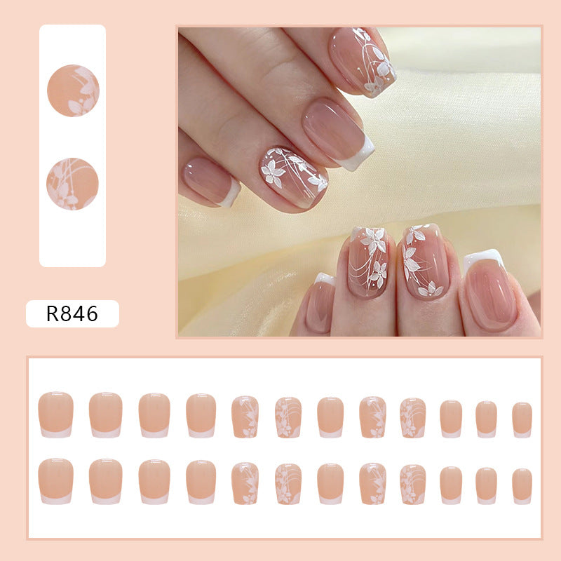 Short Ballerina Floral Press-On Nail Set (24 Pieces) – close-up detail