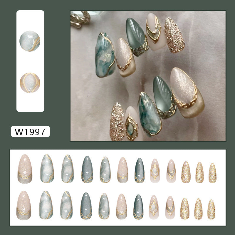 Cat Eye & Gold-Plated Press-On Nails, Medium Almond, 24-Piece Set – close-up detail