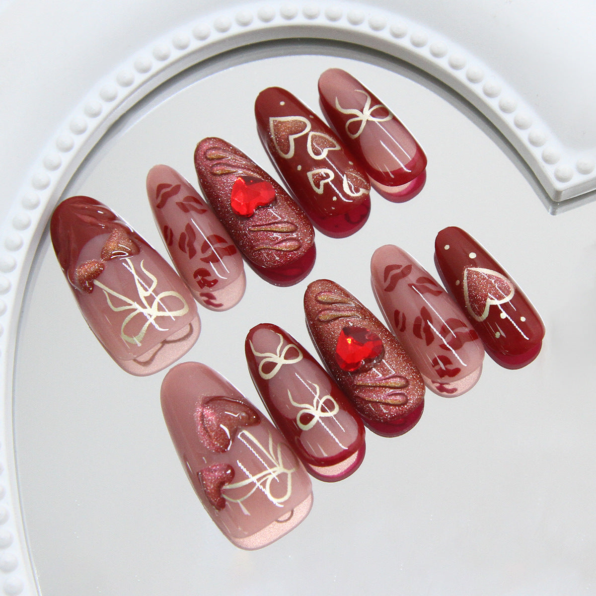 Cat Eye & Heart Cat Eye Press-On Nails, Medium Oval – side angle