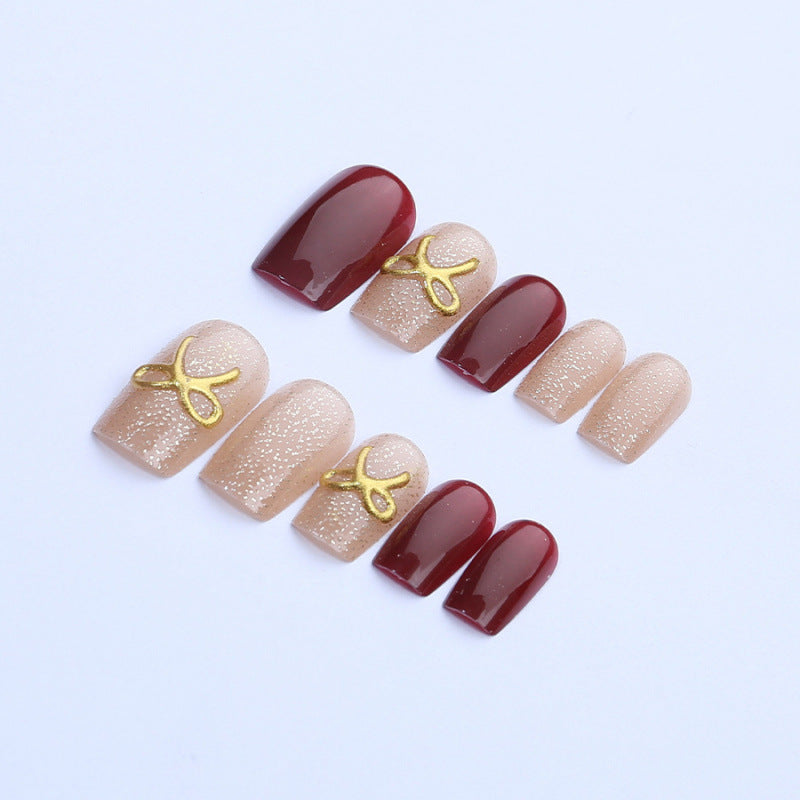 Valentine's Day & Gold-Plated Press-On Nails, 24-Piece Set – close-up detail